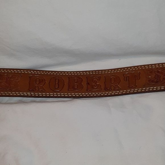 Texan Leather Tooled Personalized Belt ROBERT 38 - Picture 3 of 6